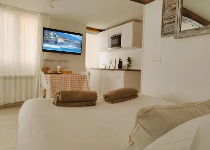 Bonito Ebi-82 Appartement *